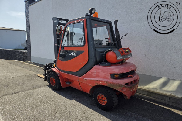 Linde H30T-02