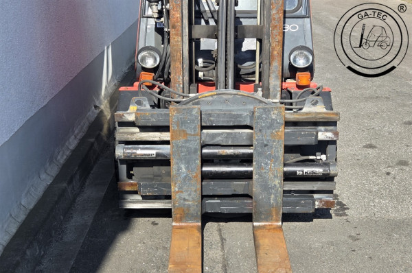 Linde H30T-02